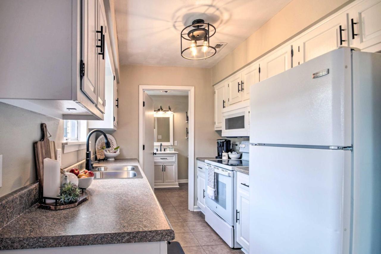 Relaxing Townhome, 4 Mi To Mizzou University! โคลัมเบีย ภายนอก รูปภาพ
